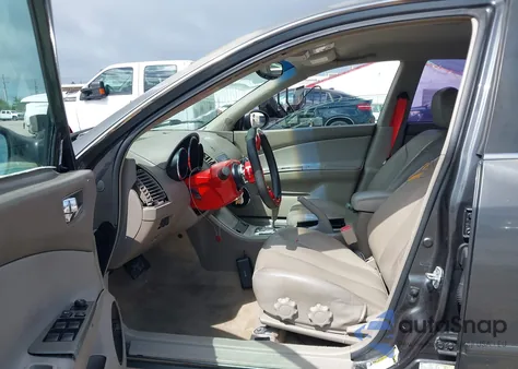 2006 Nissan Altima 2.5 S z USA, uszkodzony, nr VIN 1N4AL11DX6C128035